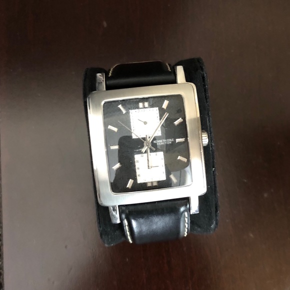 Kenneth Cole Watch - Picture 2 of 4